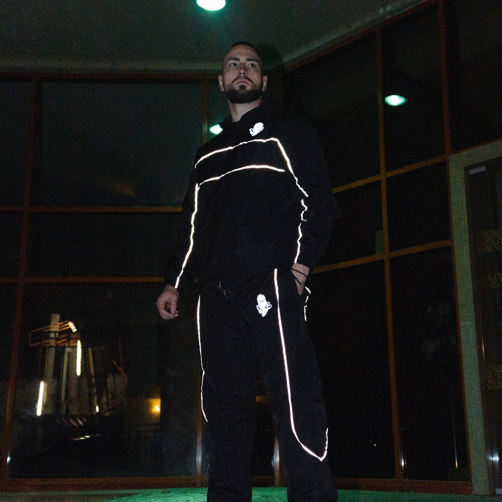 VND Shadow-line Windbreaker Set