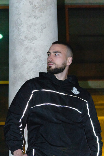 VND Shadow-line Windbreaker Top